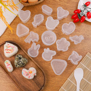 Bonitos utensilios de cocina con forma de Animal, juego de moldes Bento de plástico de grado alimenticio para sushi, bolas de arroz, molde de amor triangular para galletas DIY - Product Image 2