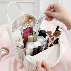 Nouvelle conception Sac de toilette portable pratique Étanche Fermeture éclair Organisateur de maquillage Pochette Grande ouverture Sac de cosmétiques de voyage - Product Image 4