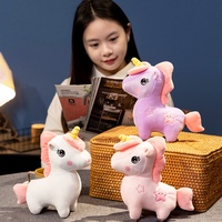 Peluche licorne debout mignonne, jouet en peluche doux avec broderie étoile, animaux en peluche colorés pour la décoration de chambre de filles