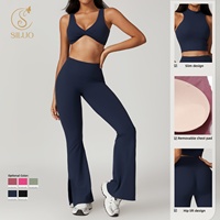 SILUO livraison directe ensemble de survêtement de haute qualité Nylon Spandex vêtements de sport nouvelle jupe solide, soutien-gorge, gilet, pantalon évasé ensemble d'entraînement de Yoga