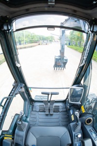 Excavadora Mediana de Marca, Tipo Oruga, Bajo Precio, Excavadora Hx130/ Hx135/ Hx155 en Stock - Product Image 5