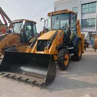 Haute efficacité de travail, puissance élevée, bonne maniabilité, JCB 3CX, chargeuse-pelleteuse JCB 3CX pour la construction et la construction routière