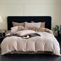 Ensemble de literie en flanelle polaire multicolore en gros, housse de couette rayée en polyester épais 100 % fibre de polyester