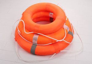 Fabrication d'anneaux <span class=keywords><strong>de</strong></span> <span class=keywords><strong>bouée</strong></span> <span class=keywords><strong>de</strong></span> <span class=keywords><strong>sauvetage</strong></span> en eau imperméables Oxford <span class=keywords><strong>de</strong></span> haute qualité OEM légers à bon <span class=keywords><strong>prix</strong></span> - Product Image 5