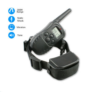 PET998DR <span class=keywords><strong>Collar</strong></span> de adiestramiento de perro remoto impermeable recargable rango de <span class=keywords><strong>300M</strong></span> con pantalla LCD 100 niveles hecho de plástico duradero - Product Image 2