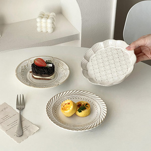 Ensemble d'assiettes en céramique rétro françaises, assiettes à dessert en relief haut de gamme, assiettes pour la cuisine occidentale, pour mariage, hôtel, restaurant - Product Image 3
