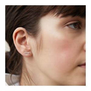 ต่างหูเพชรเม็ดเดี่ยวทรงแท่งยาว ดีไซน์ทันสมัย ชุบทอง 14K/18K สีโรสโกลด์และสีเหลือง ได้รับการรับรองจาก IGI เหมาะสำหรับเป็นของหมั้น - Product Image 1