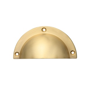 Tiradores de latón cepillado dorado para muebles de cocina, tiradores de media luna con forma de concha para cajones, venta al por mayor - Product Image 1
