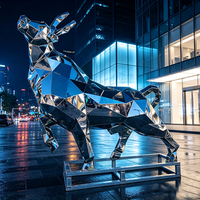 Grande sculpture géométrique de taureau en acier inoxydable poli, statue moderne de taureau de Wall Street en métal pour la décoration extérieure des places publiques