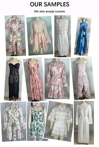 विंटेज लंबे नीले और सफेद मिट्टी के बरतन पुष्प प्रिंट फिट और फ्लेयर ड्रेस प्राकृतिक कमर वाली प्राकृतिक कमर वाली डिजिटल प्रिंटिंग - Product Image 3