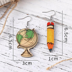 Boucles d'oreilles en bois cadeau de la fête des enseignants mode nouveau Globe crayon pendentif boucles d'oreilles pour femmes Uionen 937 - Product Image 4