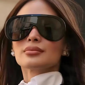 Gafas de Sol Nuevas 2025, Montura Grande, Protección Contra el Viento, Diseño de una Pieza, Color Negro y Amarillo, Tamaño Extra Grande - Product Image 4