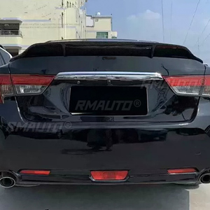 สปอยเลอร์หลังสำหรับ Toyota Mark X Reiz ปี 2010 ถึง 2017  วัสดุคาร์บอนเพ้นท์  อุปกรณ์ตกแต่ง - Product Image 4