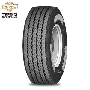 Vente d'usine Pneu de camionnette commerciale, motif à <span class=keywords><strong>4</strong></span> rainures pour améliorer le drainage et la résistance au glissement sur surface humide, pneu TBR tout acier 385/65R22.5 - Product Image 1