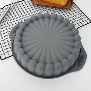 Doublure en silicone pour friteuse à air, moule à gâteau en silicone, votre compagnon idéal pour la pâtisserie à domicile - Product Image 3