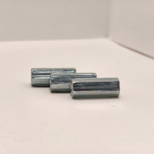 Connecteur Rétractable Longue Portée avec Écrou de Couplage - Acier Galvanisé et Alliage d'Aluminium Durable pour Toiture, Plancher, Mur et Décoration - Product Image 4