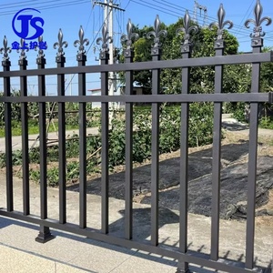 Panneaux de clôture de balcon et de jardin extérieurs en alliage d'aluminium à pointe personnalisée, thermolaqués pour usage domestique - Product Image 1