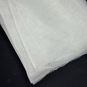 20D белая дышащая ультратонкая 100% полиэфирная кружевная ткань 20gsm для прокладки или упаковки цветов сетчатая ткань - Product Image 5