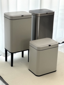 <span class=keywords><strong>Cubo</strong></span> de <span class=keywords><strong>Basura</strong></span> Ergonómico de Acero Inoxidable con Apertura Automática y Patas de Plástico, <span class=keywords><strong>Cubo</strong></span> de <span class=keywords><strong>Basura</strong></span> de Metal para Exteriores - Product Image 2