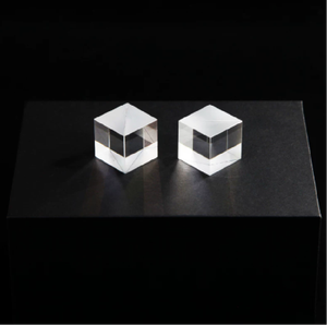 Prisme de division de faisceau à revêtement AR personnalisé en verre optique, cube optique OEM pour la spectroscopie et l'équipement <span class=keywords><strong>laser</strong></span> - Product Image 3