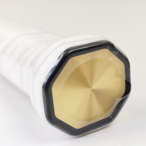 Raquette de <span class=keywords><strong>badminton</strong></span> personnalisée en fibre de carbone sans joint pour entraînement professionnel avec poignée en PU de haute qualité - Product Image 5