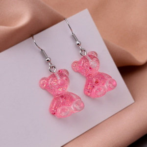 2025 nuevo diseño de moda creativo exquisito de alta calidad para niñas, bonitos pendientes de oso de dibujos animados con purpurina, pendientes de gota de oso de goma de resina - Product Image 3