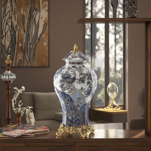 Nouveau <span class=keywords><strong>vase</strong></span> <span class=keywords><strong>à</strong></span> fleurs en céramique de style chinois fait <span class=keywords><strong>à</strong></span> la main, surface émaillée, <span class=keywords><strong>porcelaine</strong></span>, avec couvercle, décoration rétro pour la maison, <span class=keywords><strong>vase</strong></span> antique de luxe - Product Image 2