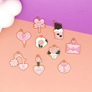 Rote und Rosa Blumen Gemischtes Valentinstag-Set aus Legierung mit Rosenherz und Liebesmotiven für DIY Handyketten-Anhänger und Accessoires - Product Image 4