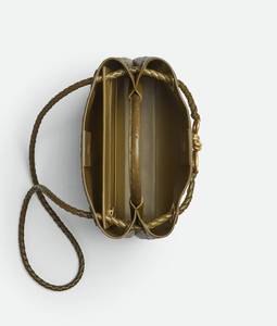 Sac à main Bottega BV Small Andiamo Chain en cuir Intrecciato avec détail de nœud signature et poignée tubulaire en cuir Veneta - Product Image 3