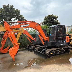 À vendre en stock : Excavatrice Doosan DX60E DH60BC d'occasion de Corée, excellente performance, modèles DH60-7 DX60E-9C DX55 6 tonnes - Product Image 5
