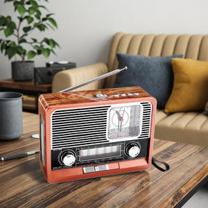 Radio reloj multifuncional vintage con acabado madera, linterna, altavoz recargable y portátil. - Product Image 5