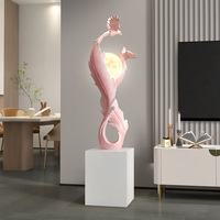 Grande Sculpture Décorative en Plumes, Lampe LED sur Pied d'Ambiance, Artisanat d'Art, Accessoires de Maison, Cadeau de Crémaille pour Nouvelle Maison