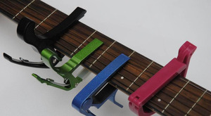 Proveedor Chino, Capo de <span class=keywords><strong>Guitarra</strong></span> Metálico en 7 Colores Opcionales, Accesorios para <span class=keywords><strong>Guitarra</strong></span> con Excelente Relación Calidad-Precio - Product Image 4