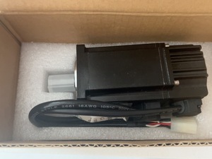 Motor serie 3ABD00048471 A B eSM, 220 VAC, tamaño de brida, 60mm, baja inercia, 0,4 kW, 17 bits, SmartInc ST - Product Image 3