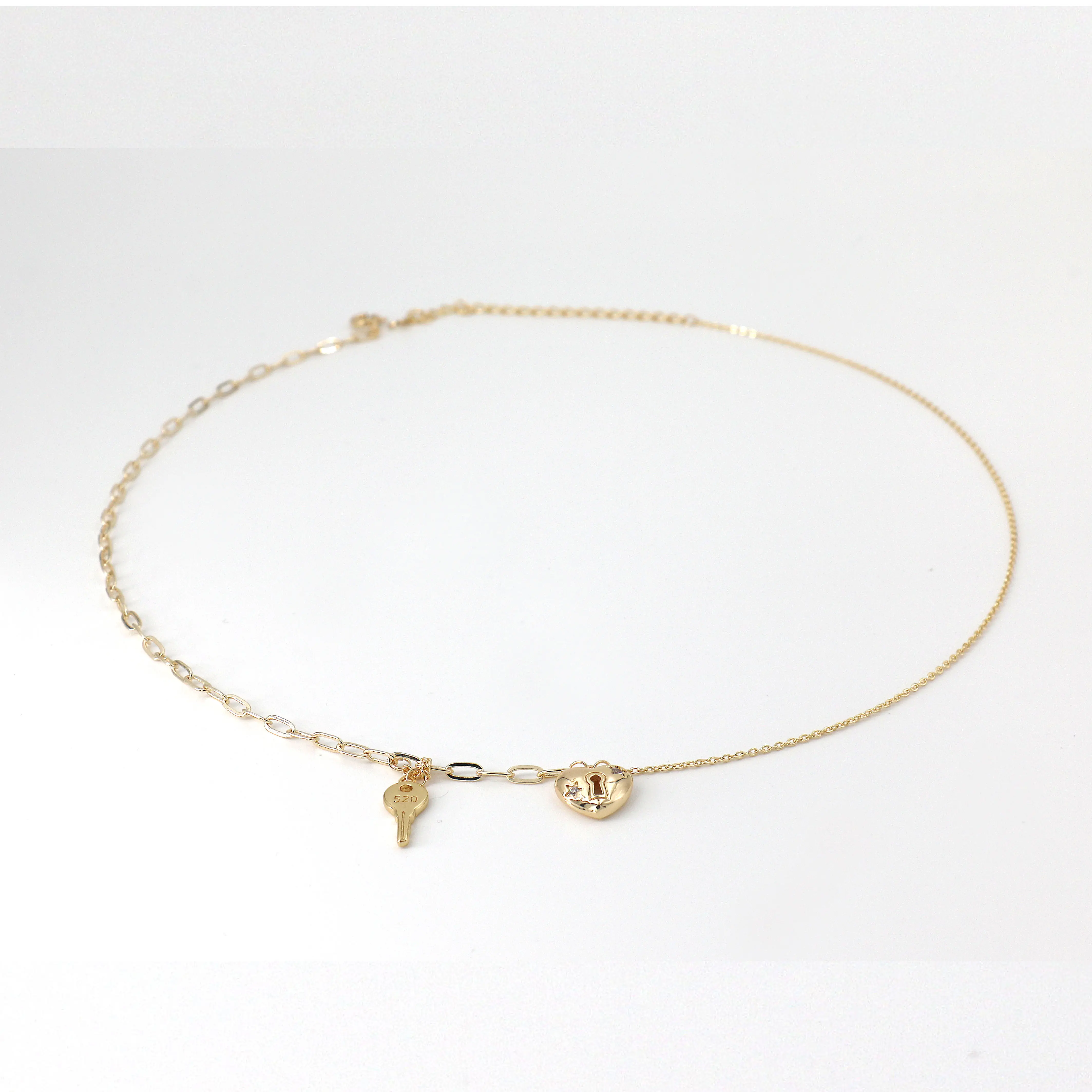 Cheap Factory Price TRENDY Fashion Necklaces Gold Bronze Lock Pendant Necklace