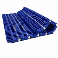 Bande transporteuse modulaire en plastique à grille de 27,2 mm de pas, à fonctionnement linéaire, pour le traitement des fruits et légumes