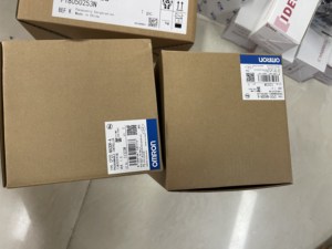 Contrôleur programmable Omron CP2E-N60DR-A 100% neuf et original - Product Image 1