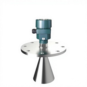 Высокотемпературный радарный уровнемер с точностью 3 мм, IP65, выходом 4-20 мА/HART, дальностью 30 метров для измерения уровня жидкостей и твердых веществ - Product Image 2