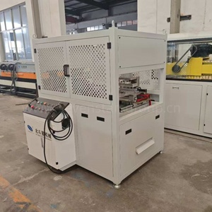 Machine <span class=keywords><strong>de</strong></span> fabrication <span class=keywords><strong>de</strong></span> panneaux muraux en <span class=keywords><strong>PVC</strong></span> Sevenstars, ligne <span class=keywords><strong>de</strong></span> production d'extrusion <span class=keywords><strong>de</strong></span> panneaux <span class=keywords><strong>de</strong></span> bardage en vinyle <span class=keywords><strong>PVC</strong></span> - Product Image 6