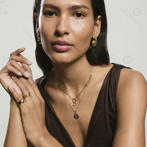 Collar con Colgante Cósmico Gemnel, Plata de Ley 925, Baño de Oro Vermeil, Amuleto Celestial, Joyería Astrológica - Product Image 6
