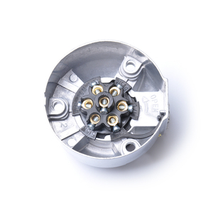 BAJUTU : Vente en gros/Dropshipping/Adaptateur de prise de remorque 12V 7 broches en métal pour caravane, barre de remorquage, attelage <span class=keywords><strong>BS</strong></span> - Product Image 4