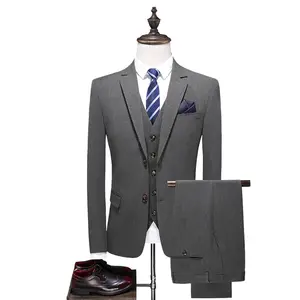 Hellgraues Herrenhochzeitskleid-Set Schlank sitzende Kleidung 3-teiliges Set Herren-Business-Anzug-Set