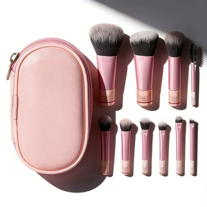 Ensemble de 10 pinceaux de maquillage en fibres synthétiques avec manche en bois et sac en PU, pinceaux doux pour les yeux et le fond de teint, pour débutants - Product Image 2