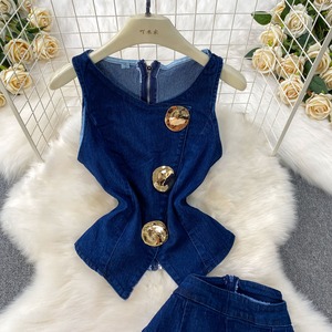 Ensemble gilet en jean taille haute et pantalon large pour femme, avec boutons métalliques de qualité supérieure, idéal pour l'automne - Product Image 3