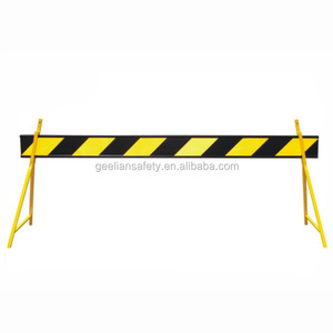 Estándar de Australia un tipo II III reflectantes amarillo y negro barrera plástico juntas con las piernas - Product Image 5