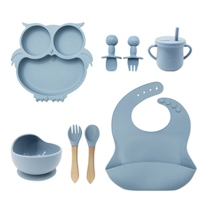 Ensemble d'alimentation pour bébé en silicone bleu vif, assiette ronde à ventouse, durable, écologique, motif de dessin animé - Product Image 1