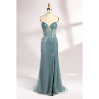 Robe de soirée sirène sexy en maille moulante à fines bretelles, en tulle et dentelle perlée, avec des perles brillantes