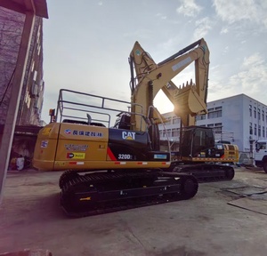 Excavatrice CAT 320D d'occasion de haute qualité, puissante, en excellent état, prête à être expédiée, vente flash - Product Image 1
