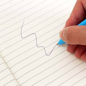 Bút bi hoạt hình O&Q hình gấu dễ thương 0.7mm mực xanh đen, nhựa, in logo tùy chỉnh, dùng cho văn phòng, trường học, 16.5cm, dành cho trẻ em, không xóa được, cán mạ - Product Image 5