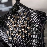 Tendance marque hommes Style britannique Chukka bottes hiver en cuir véritable hauteur de cheville avec strass décoration bonne Position inférieure